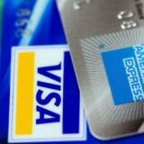 楽天カードの請求額を見て、3度見しました