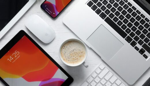 Macに泣き、マッサージチェアに癒されるアラフィフの日常